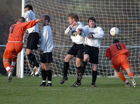 Henbury Freekick.  Henbury Vs Hanham Athletic