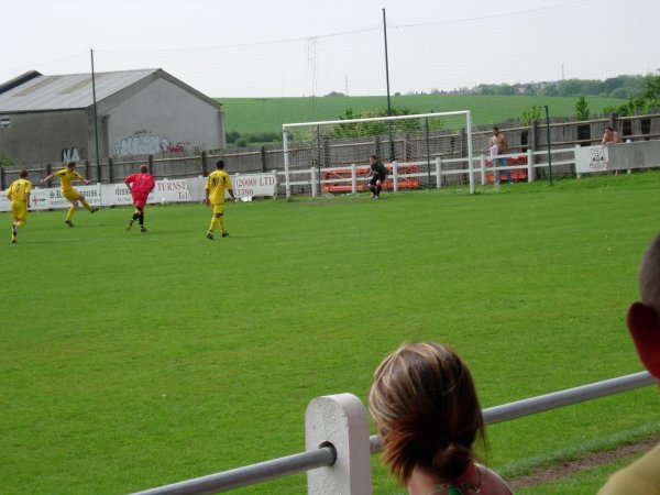 Richard James fires Hardwicke in front