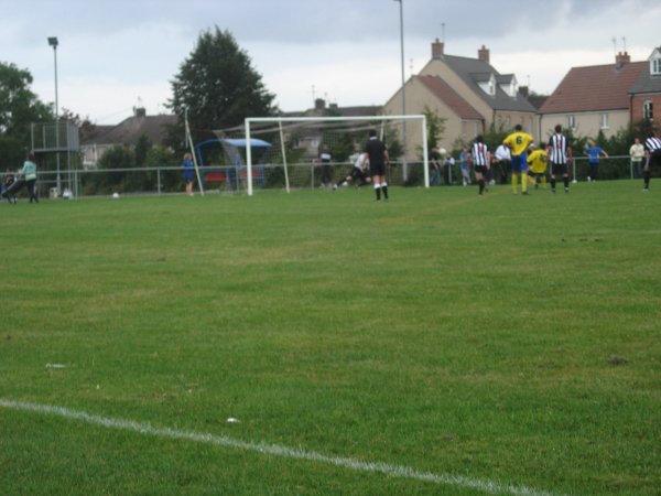 Gary Cripps scoring a penalty for Wotton