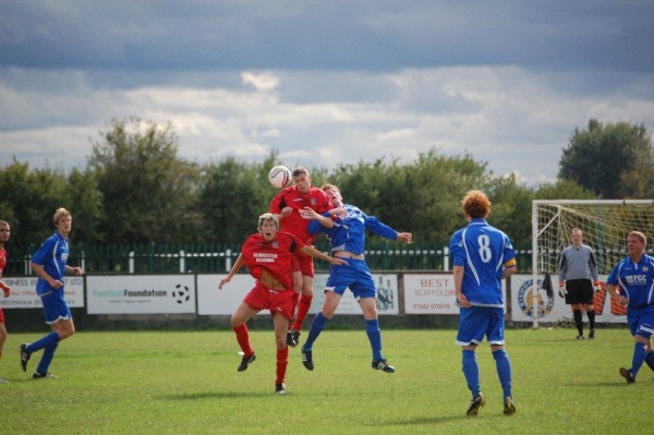 Action from Bishops Cleeve Reserves v Ellwood