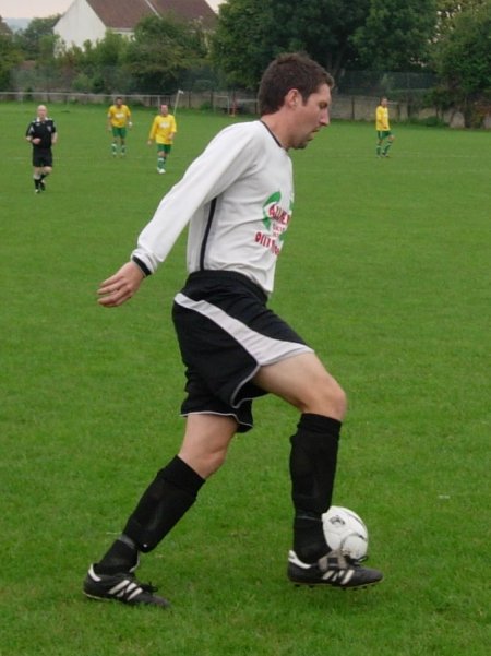 Action from Hanham Athletic V Berkeley Town