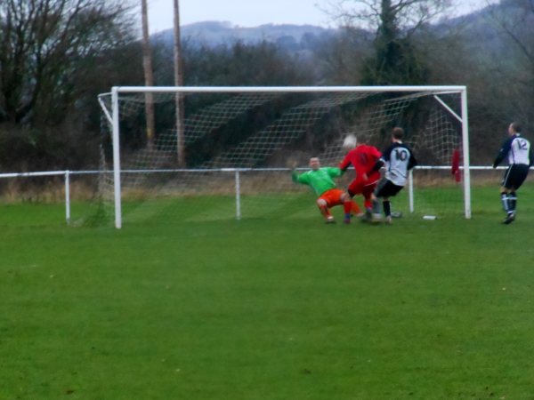 Action from Kingswood V Thornbury Town