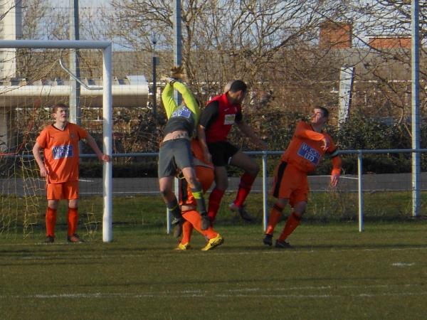 Longlevens V Henbury