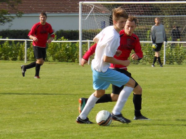 Thornbury Town v Tuffley Rovers